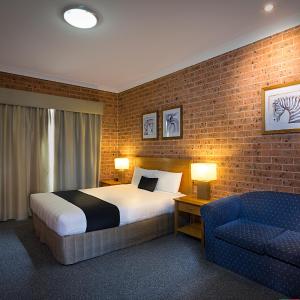 Executive Queen Room