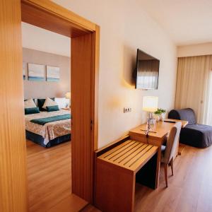 Deluxe Family Room with Terrace and Garden View