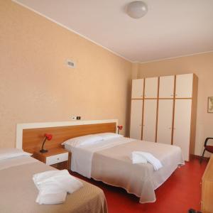 Quadruple Room with Shared Bathroom