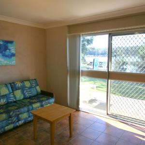 Two-Bedroom Apartment with Lake View