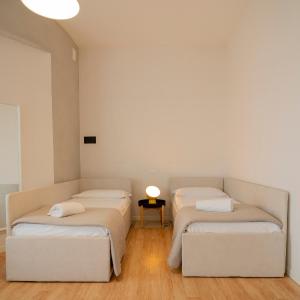 Deluxe Family Room with Side Sea View