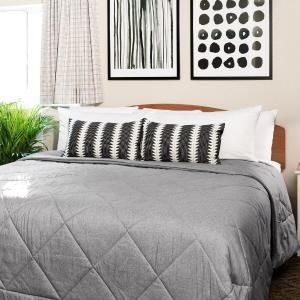 Premium - 1 King Bed Studio w/ Kitchen