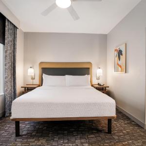King Studio Suite - Hearing Access/Non-Smoking