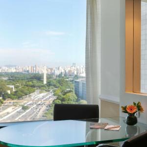 Junior Suite with Park View