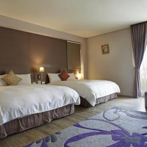 Classic Quadruple Room