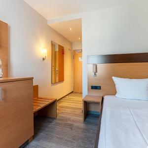 Small Single Room