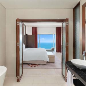 One-Bedroom Family Suite