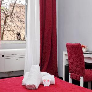 Double Room (1 Adult)