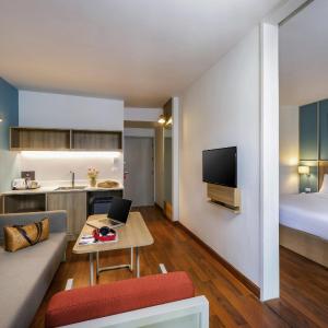 Suite with One Double Bed and Sofa