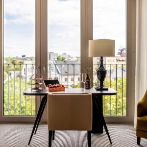 Junior Suite with Two Single Beds