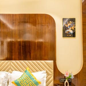 Executive Double Room with one way Airport Transfer