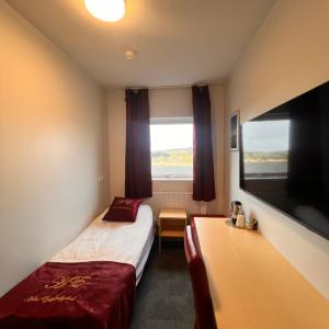 Single Room with Bath