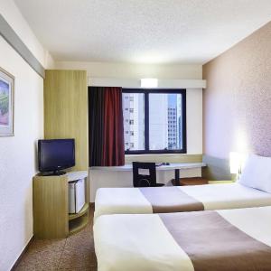 Standard Apartment with Twin Beds