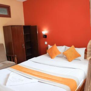 Single Room with Bathroom