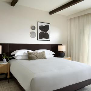 Essential King Room with Juliet Balcony