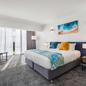 Executive Room with One King Bed - Ocean View