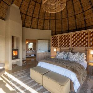 Kwena Lodge Luxury Suite Includes 2 Game Drives