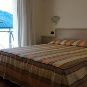 Double or Twin Room with Balcony and Sea View