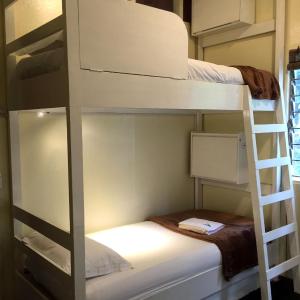 Single Bed in Mixed Dormitory Room
