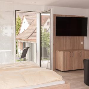 Suite with Hot Tub