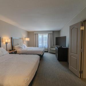 One-Bedroom Suite with Two Queen Beds and Sofa Bed