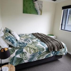 Apartment with Garden View