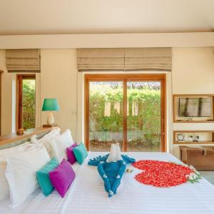 Sea Shore Pool Villa