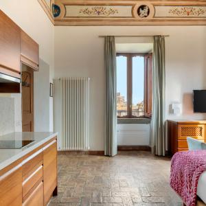 Club Suite Apartment with Kitchenette