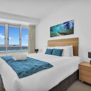 Two-Bedroom Apartment with Ocean View