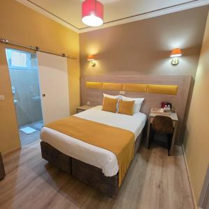 Budget Single Room