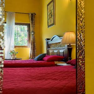 Twin Room with Private Bathroom