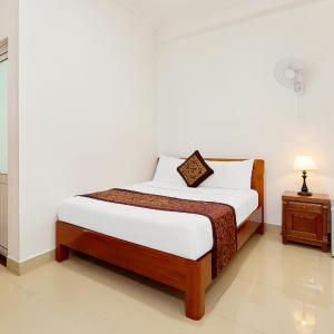 Standard Double Room No Window