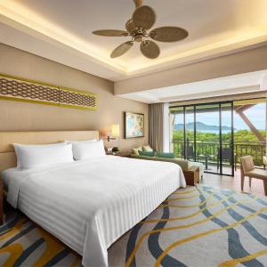 Garden Wing Deluxe Double Room with Sea View