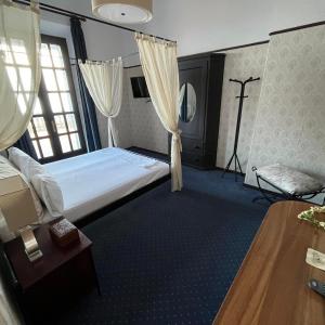 Luxury Suite with Sea View
