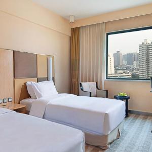 Standard Twin Room - High Floor