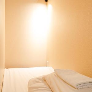 Single Bed in Mixed Dormitory Room