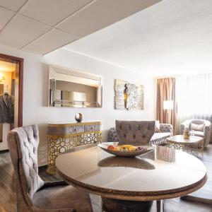 King Suite