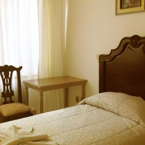 Classic Single Room