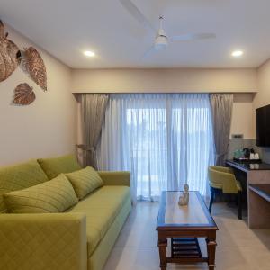 Superior King Suite