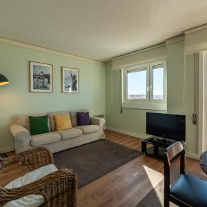 Two-Bedroom Apartment with City Views (4 Adults)