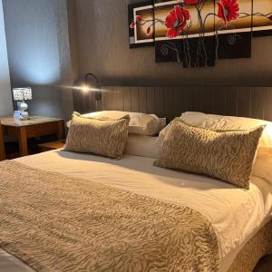 Superior Double or Twin Room with Mountain View