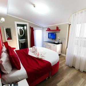 Honeymoon Room with Spa Bath