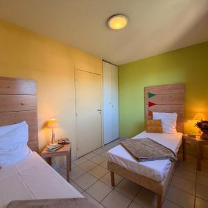 Apartment with Sea View (8 Adults)