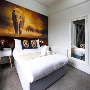 Double Room with Hill View