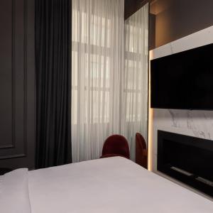 Icon Superior Suite with Balcony   