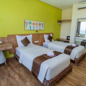Deluxe Twin Room Balcony With Ocean View