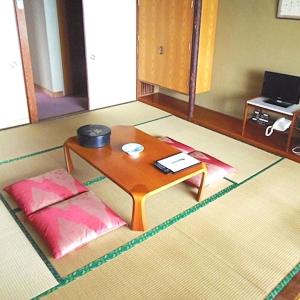 Standard Japanese-Style Room