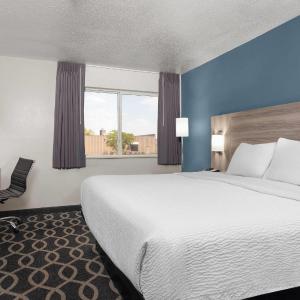 King Room - Disability Access/Non-Smoking