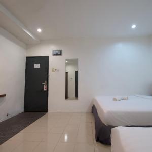 Superior Triple Room With No Window