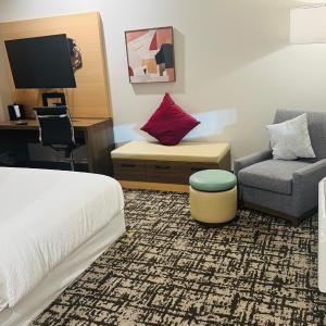 Queen Room with Two Queen Beds and Bathtub - Mobility Accessible/Communication Assistance/Non-Smoking